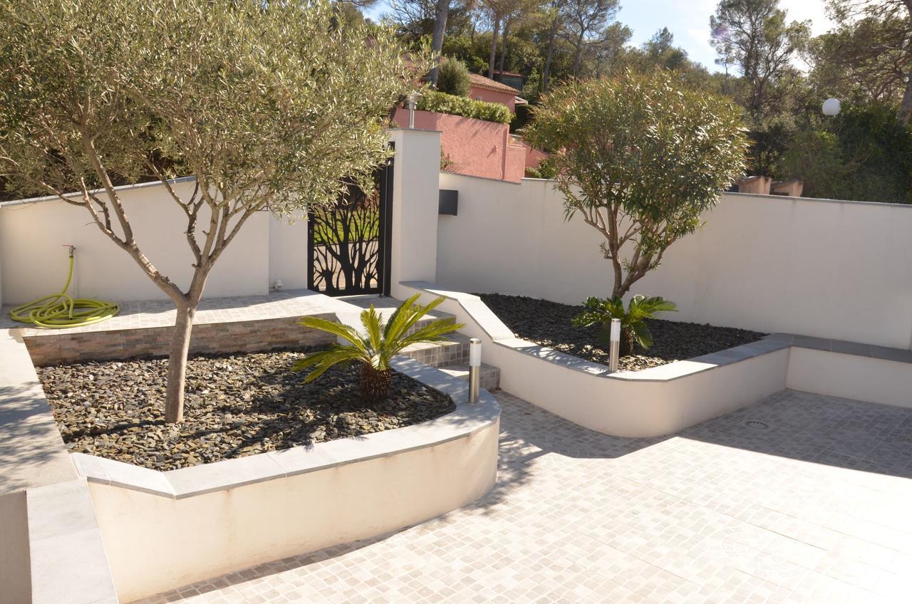 Belle Maison Avec Piscine Dans Les Hauteurs A Saint Raphael 外观 照片