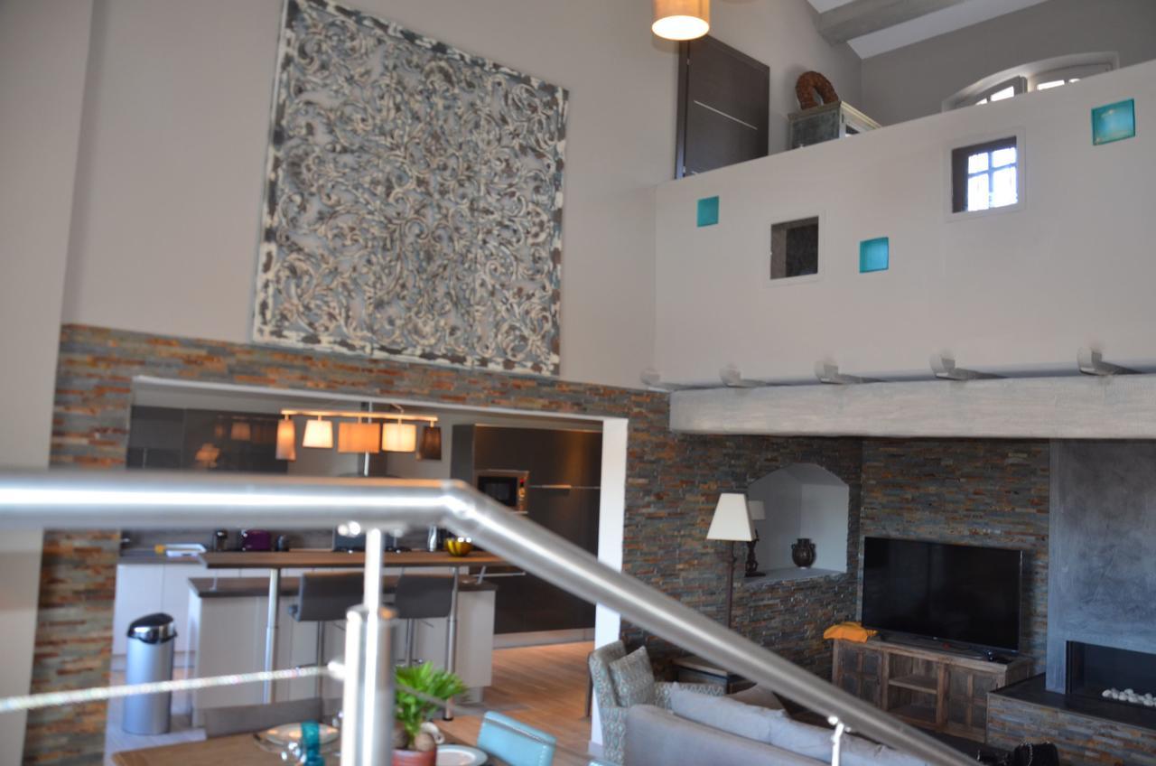 Belle Maison Avec Piscine Dans Les Hauteurs A Saint Raphael 外观 照片